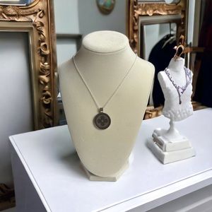 COPY - 💲ALE 🏷️ LV Clover Pendant Necklace 🔥